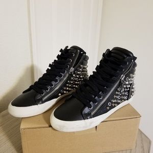 Zara Leather Sneakers Spiked